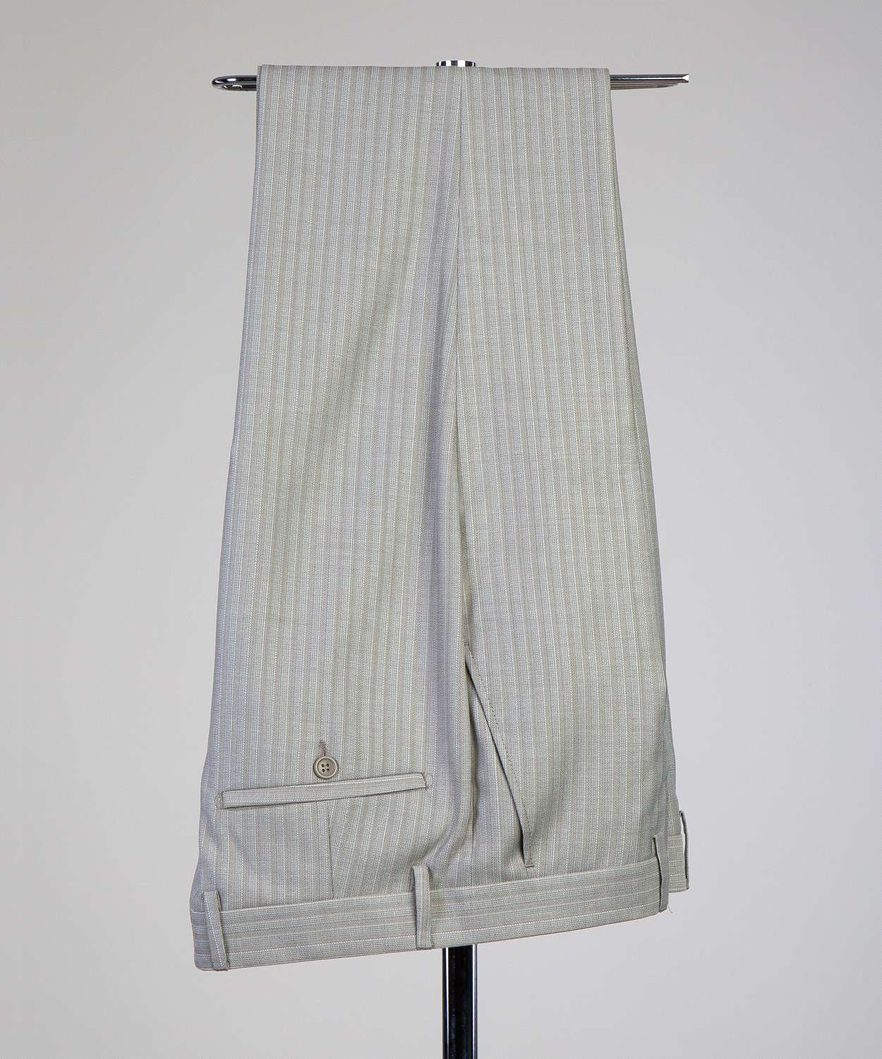 Striped White Grey Suit - Image 2