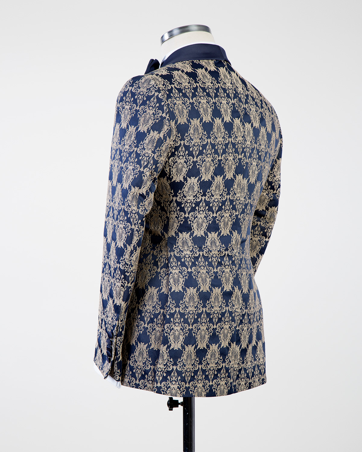 Tuxedo blue night suit with patterns - Image 3