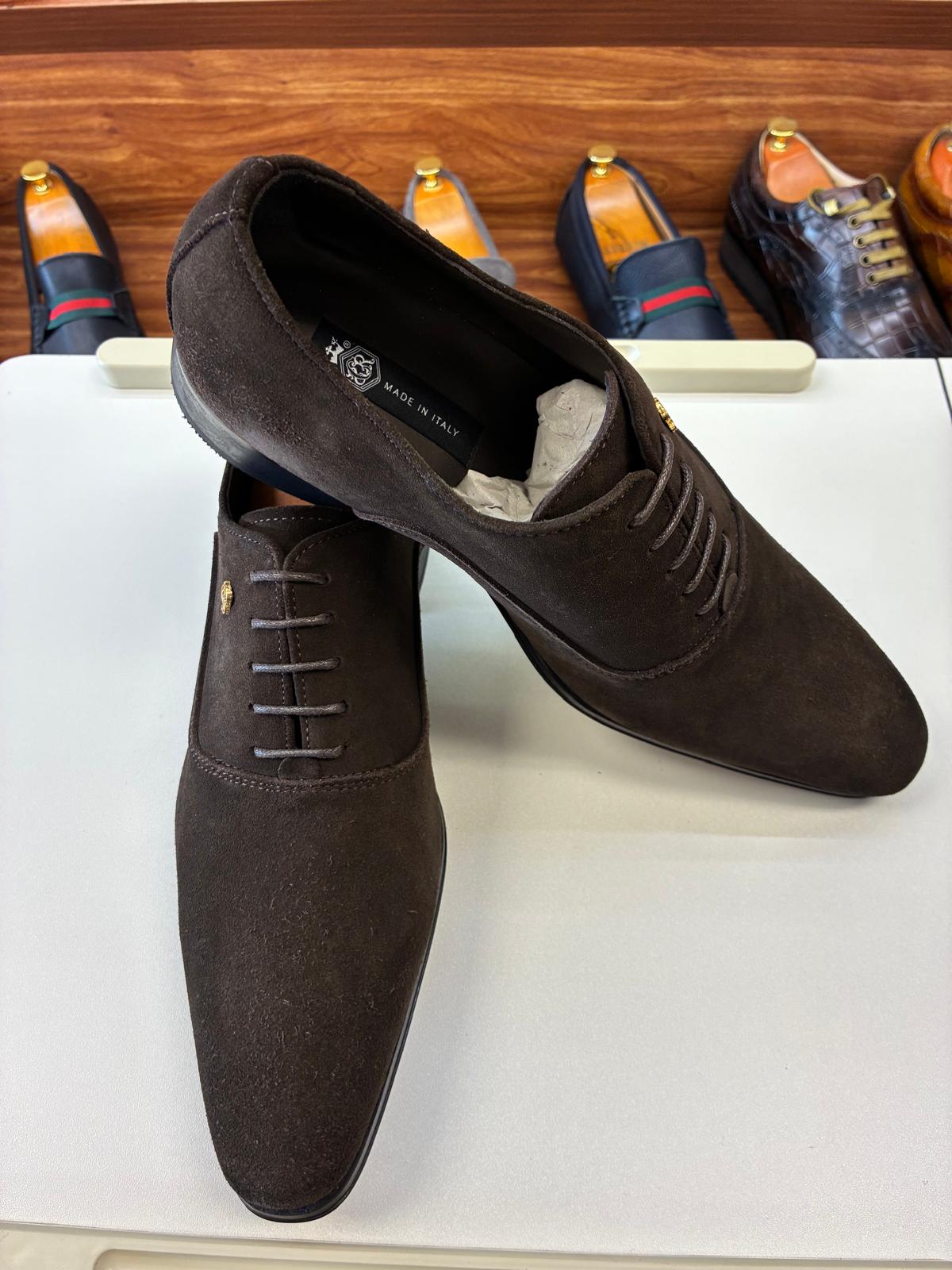 The Heritage Crest Suede Oxford - Image 7