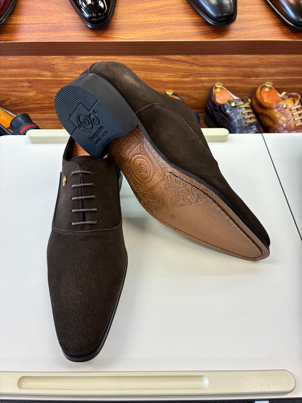 The Heritage Crest Suede Oxford - Image 5