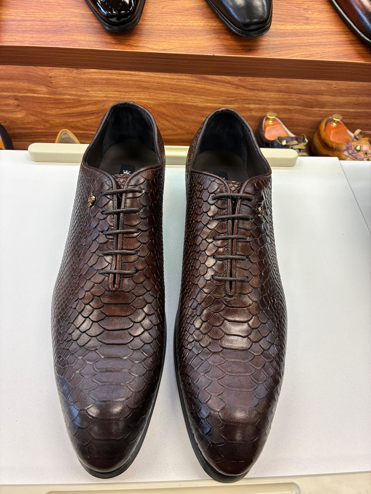 Textured Dark Brown Oxford