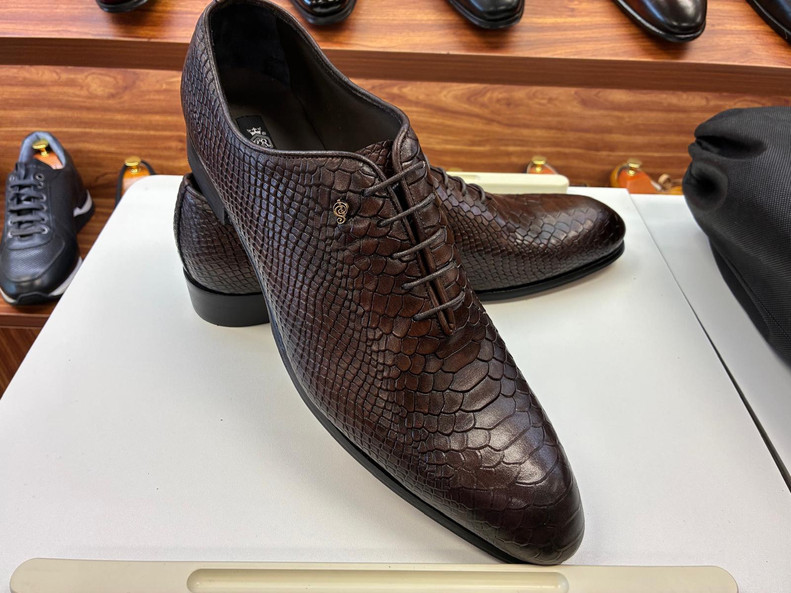 Textured Dark Brown Oxford - Image 3