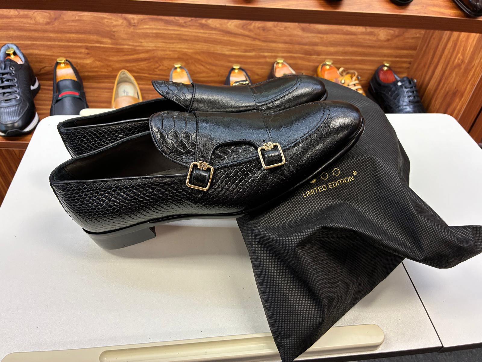 The Midnight Scale Double Monk - Image 6