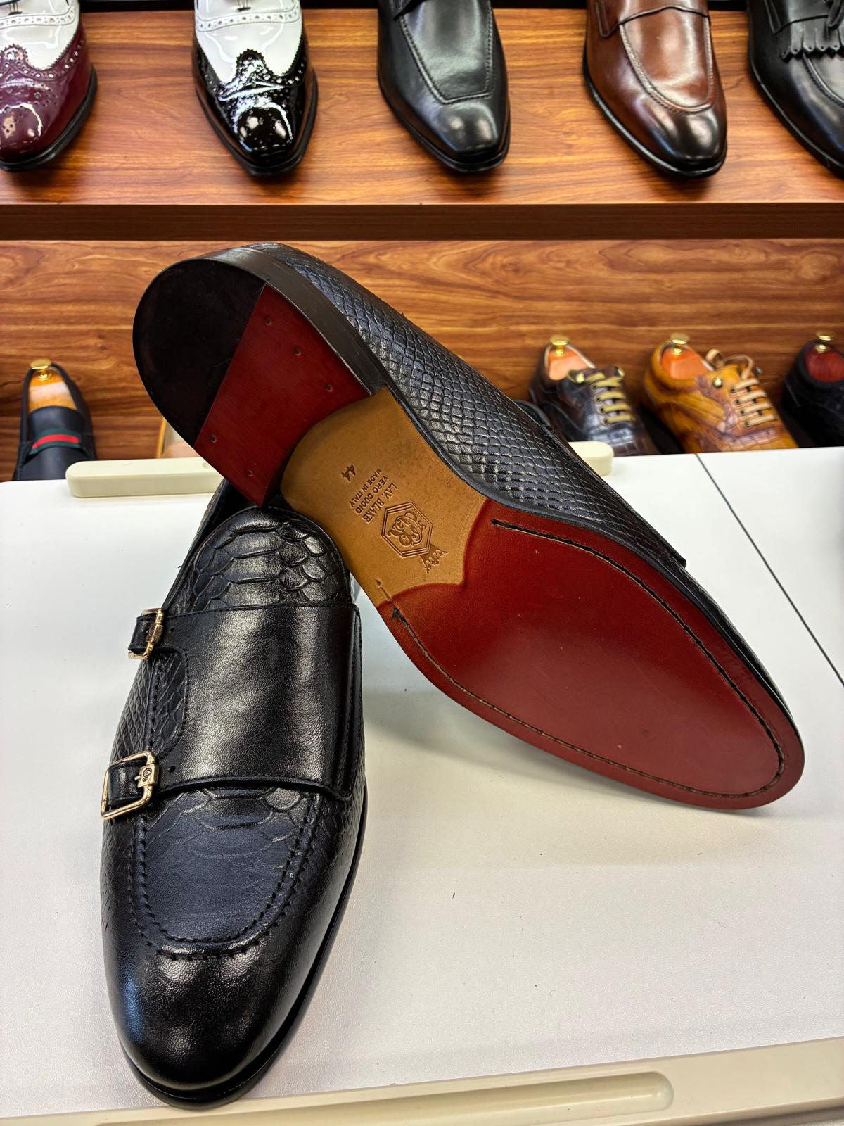 The Midnight Scale Double Monk - Image 5