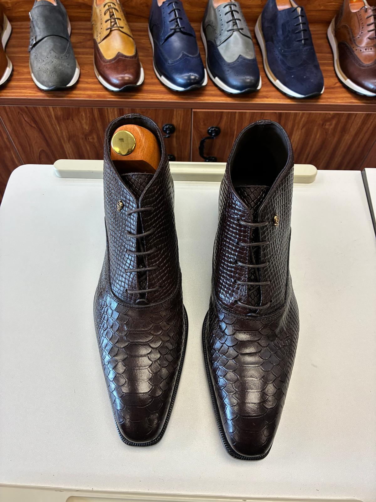 The Imperial Espresso Scale Boot - Image 4