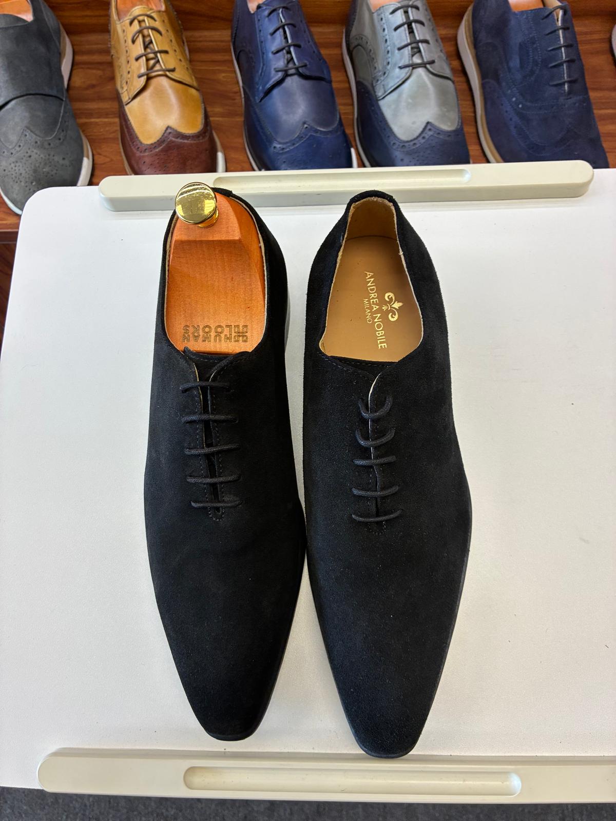 The Nobile Noir Wholecut - Image 4