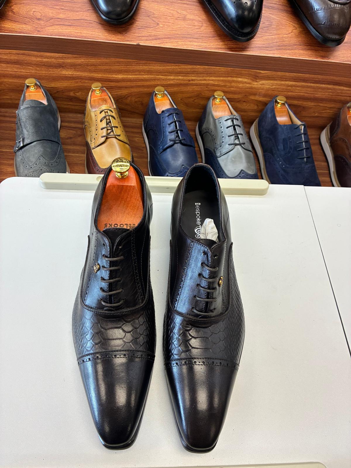 Artisan Onyx Medallion Dress Shoe - Image 2