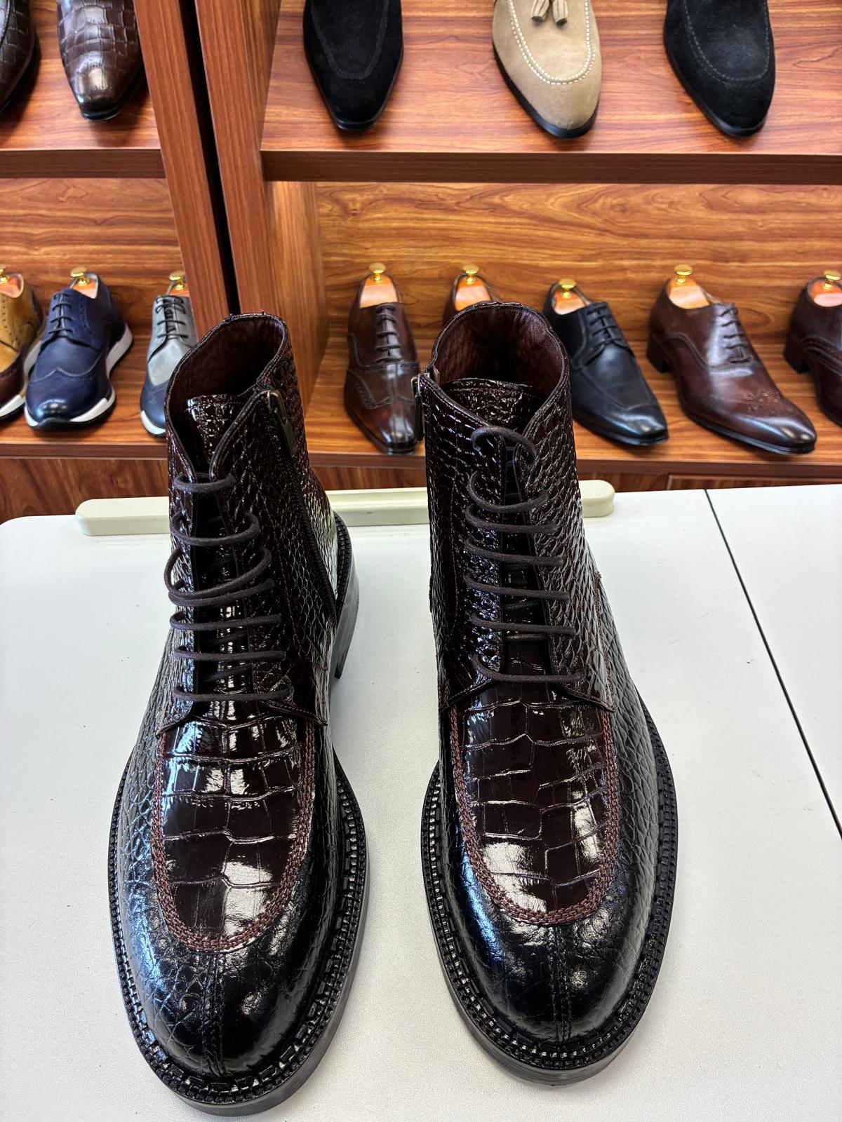 Noir Croc Ascot Boot - Image 2