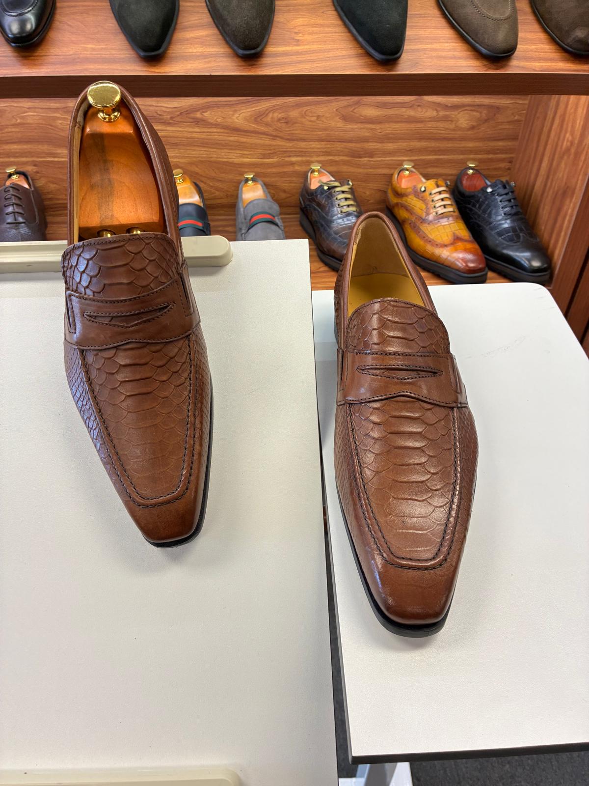 Amber Royale Textured Loafers - Image 5