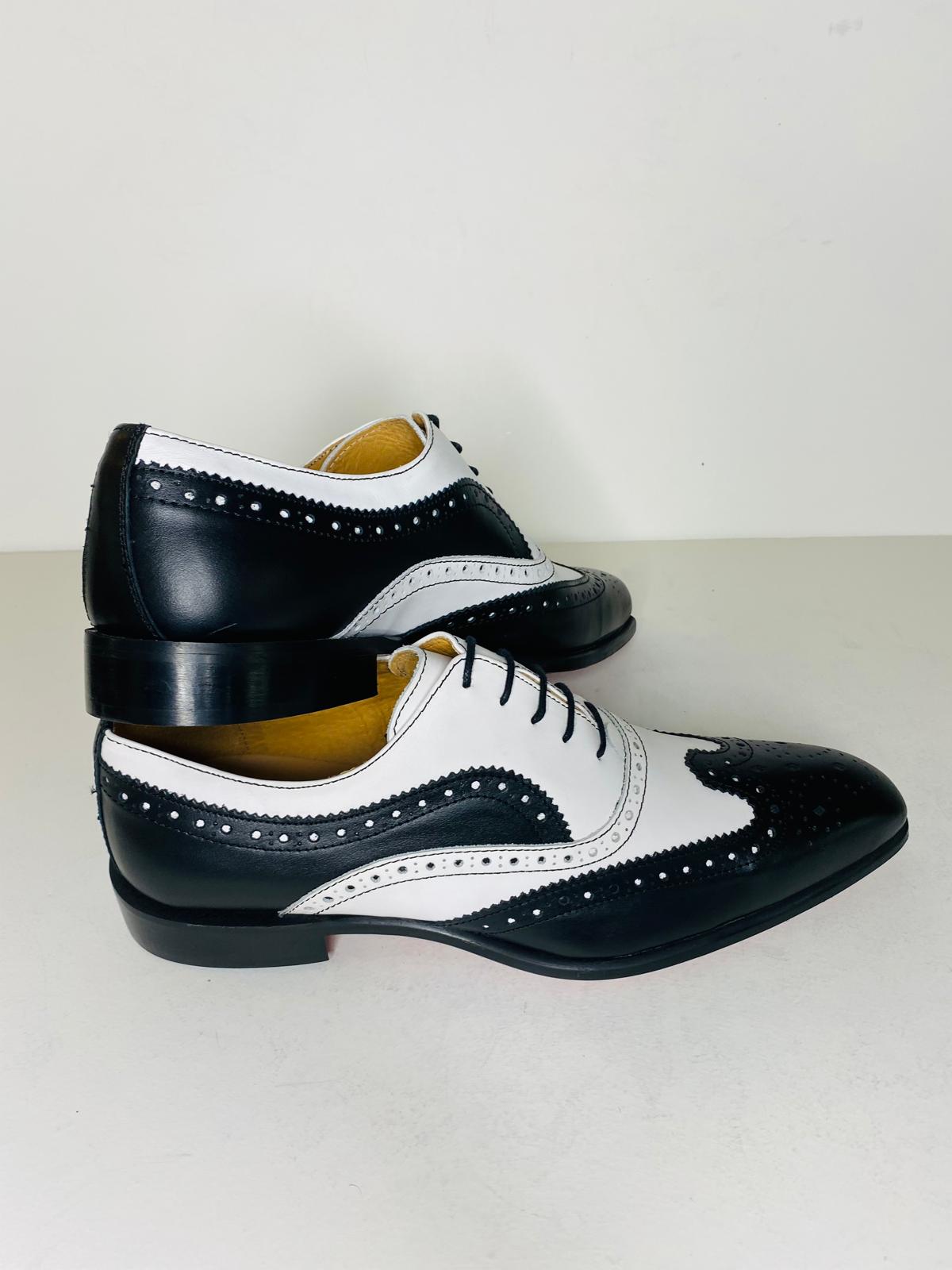 Men’s Two-Tone Leather Brogue Oxford Dress Shoes - Image 3